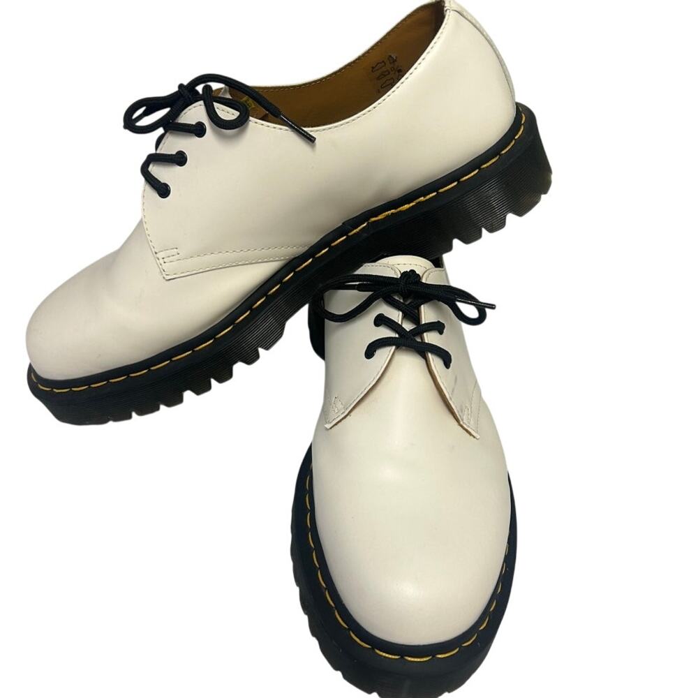 Dr. Martins 1461 Bex smooth Leather Platform Shoes in White yellow stitching